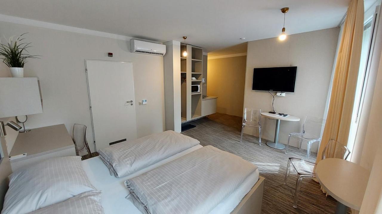 Smarthotel Nezvalova Archa Olomouc Luaran gambar