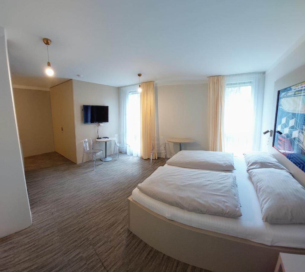 Smarthotel Nezvalova Archa Olomouc Luaran gambar